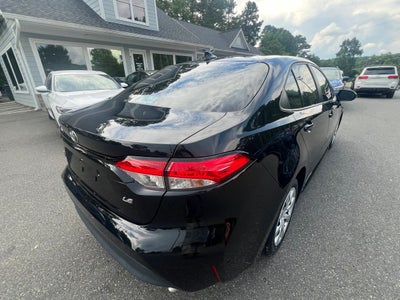 2024 Toyota Corolla LE Sedan 4D