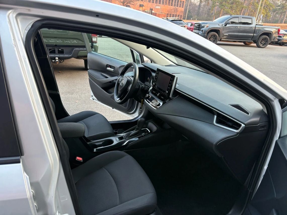 2021 Toyota Corolla LE Sedan 4D