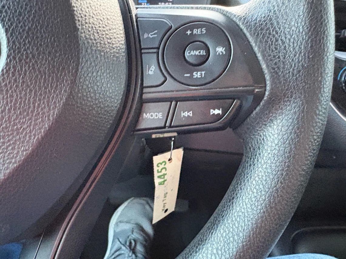 2021 Toyota Corolla LE Sedan 4D