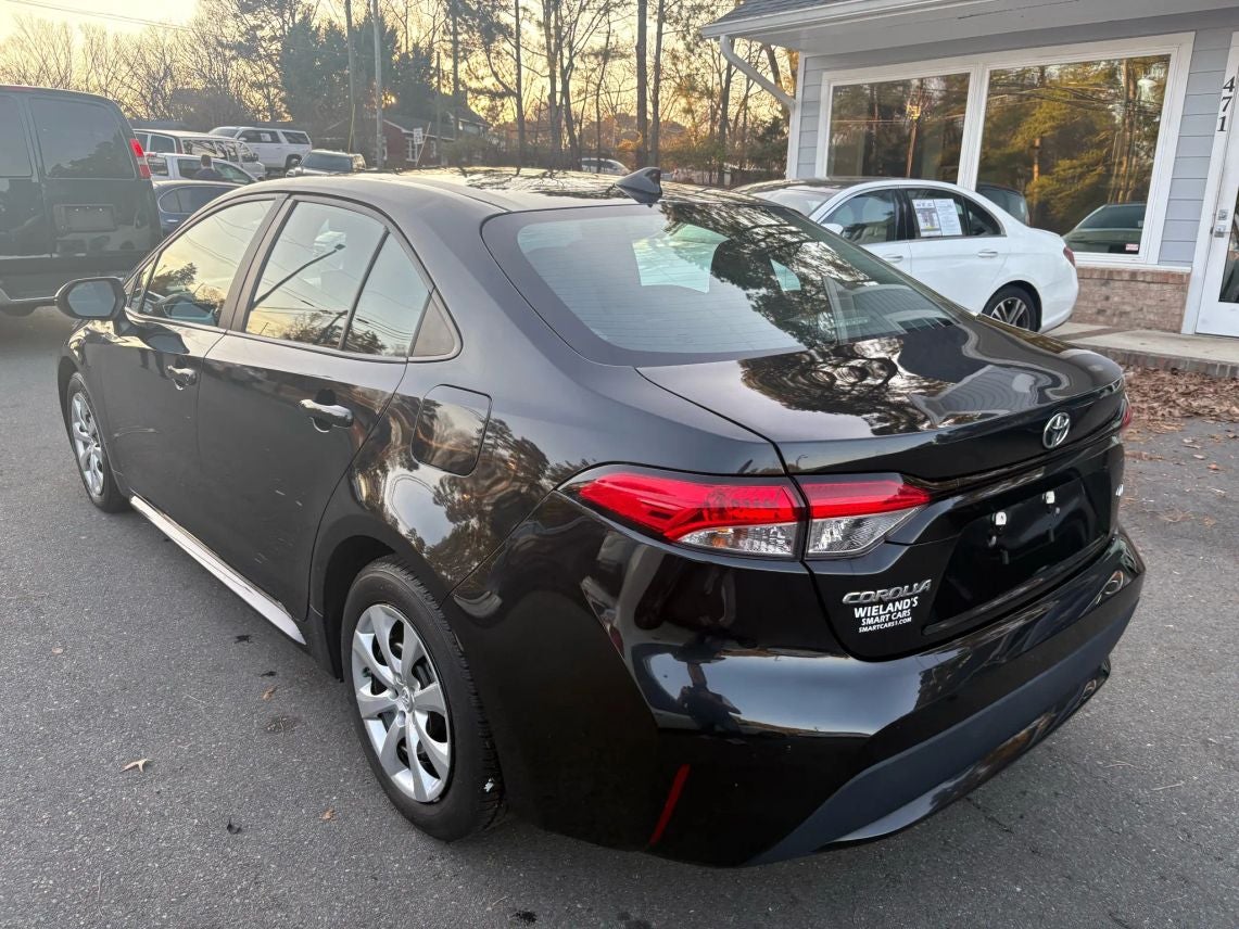 2022 Toyota Corolla LE Sedan 4D