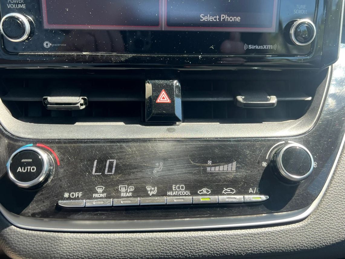 2021 Toyota Corolla LE Sedan 4D