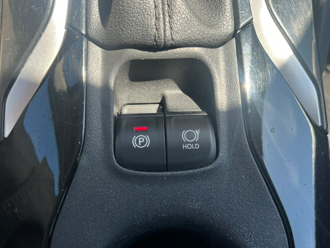 2021 Toyota Corolla LE Sedan 4D