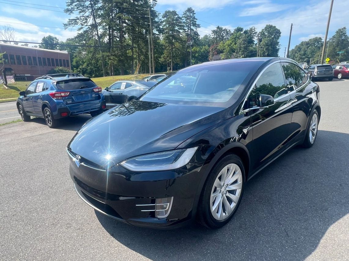 2018 Tesla Model X 75D Sport Utility 4D