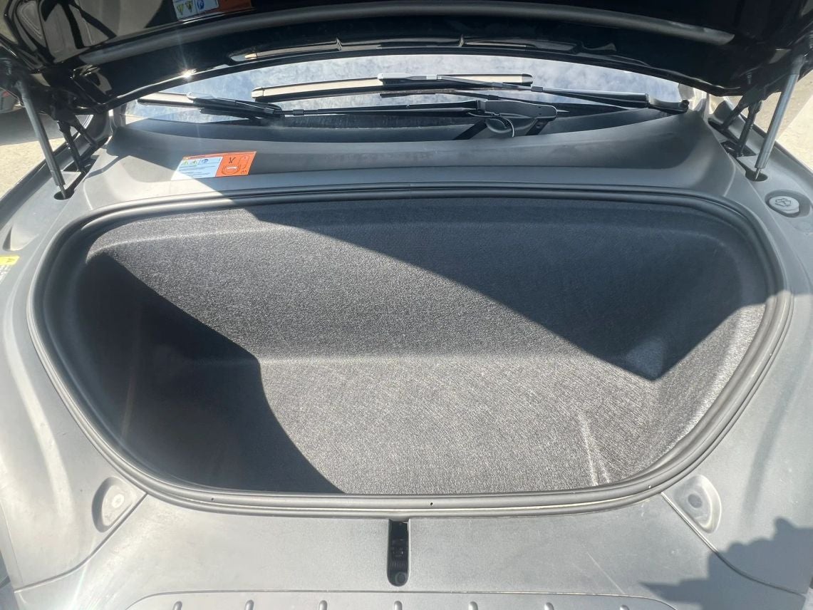 2018 Tesla Model X 75D Sport Utility 4D