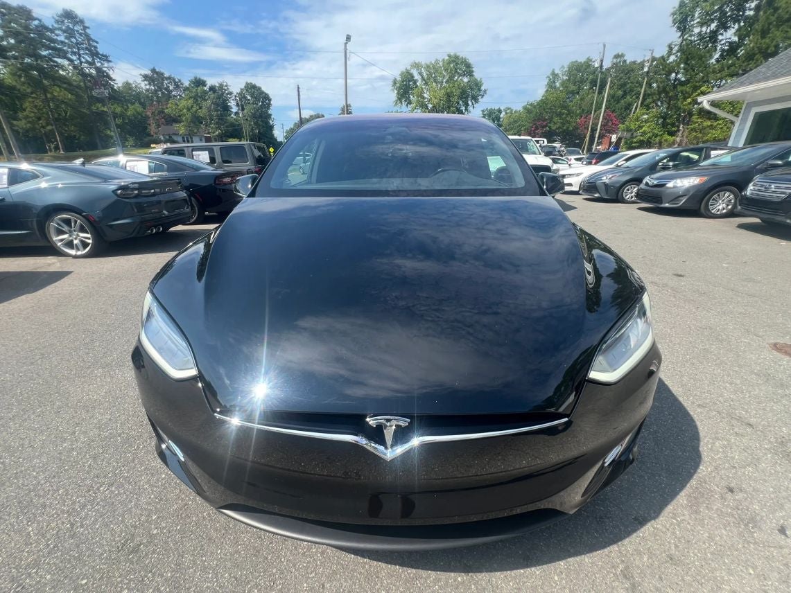 2018 Tesla Model X 75D Sport Utility 4D