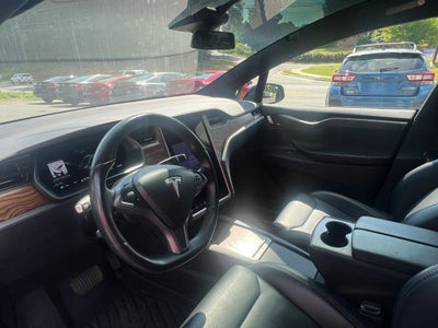 2018 Tesla Model X 75D Sport Utility 4D