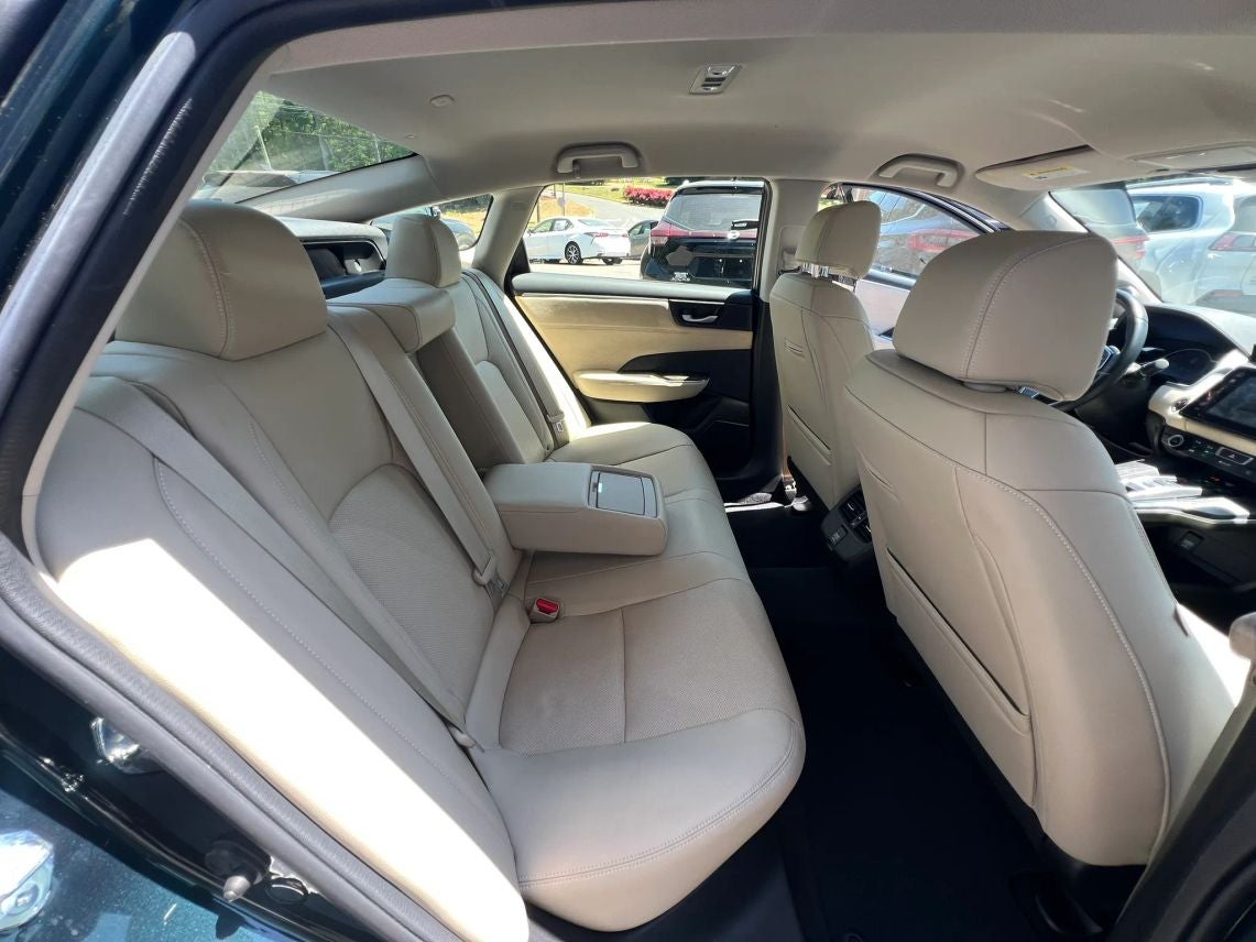 2018 Honda Clarity Plug-in Hybrid Touring Sedan 4D