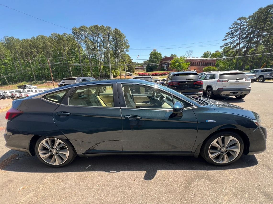2018 Honda Clarity Plug-in Hybrid Touring Sedan 4D