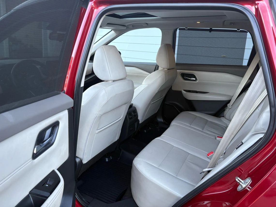 2021 Nissan Rogue SV Sport Utility 4D