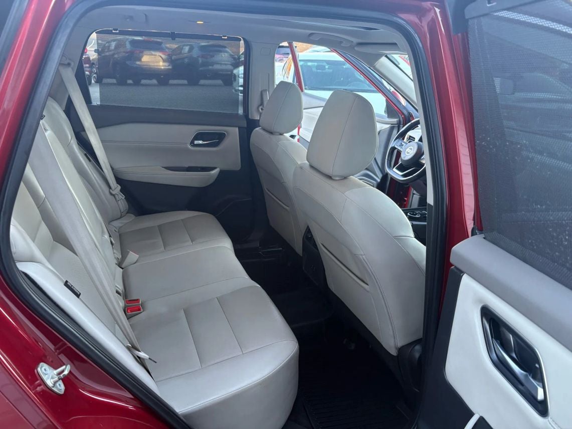 2021 Nissan Rogue SV Sport Utility 4D