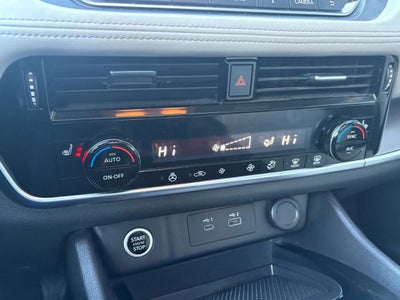 2021 Nissan Rogue SV Sport Utility 4D