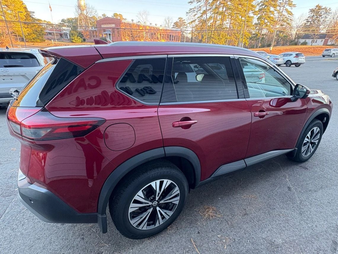 2021 Nissan Rogue SV Sport Utility 4D