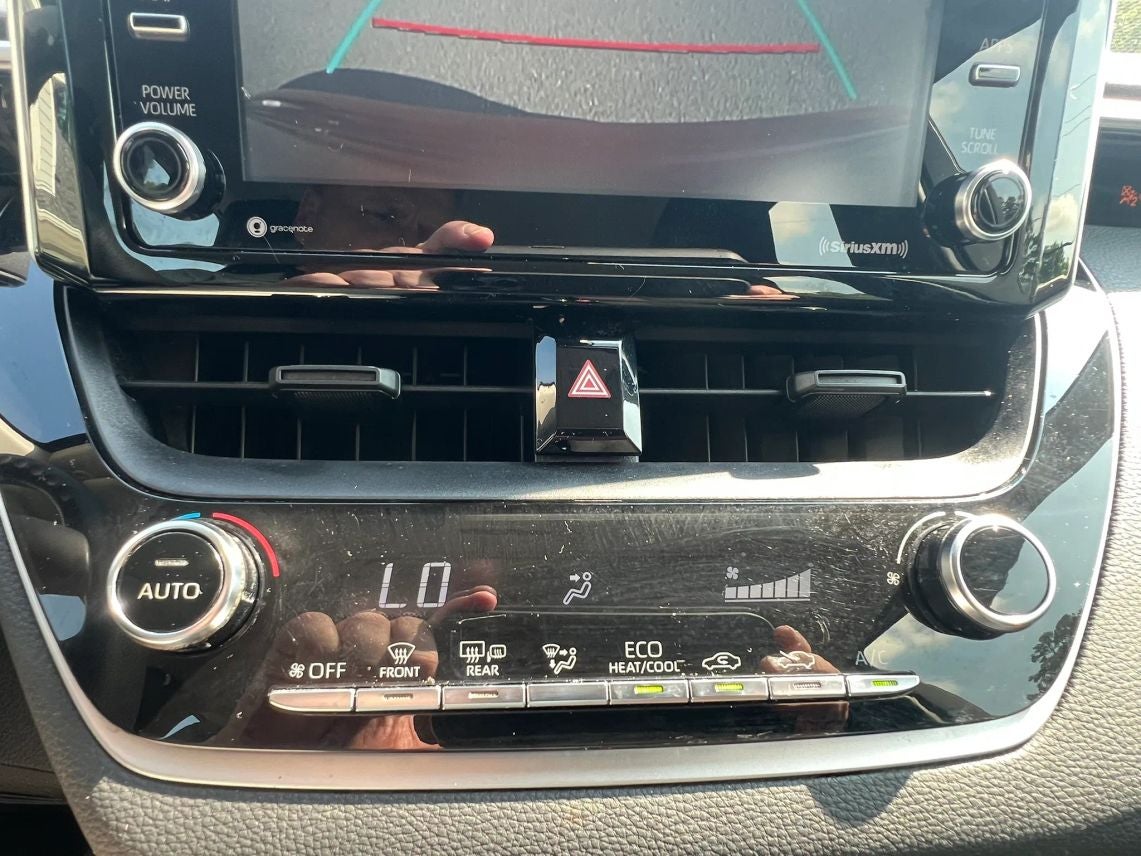 2021 Toyota Corolla LE Sedan 4D