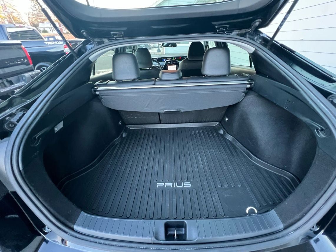 2022 Toyota Prius XLE Hatchback 4D