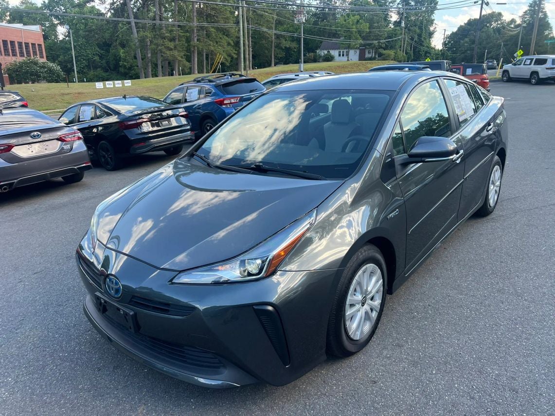 2019 Toyota Prius L Eco Hatchback 4D