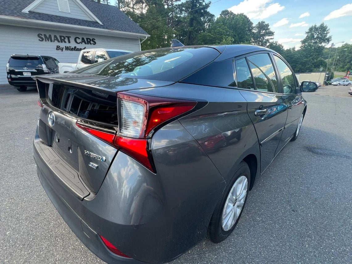 2019 Toyota Prius L Eco Hatchback 4D