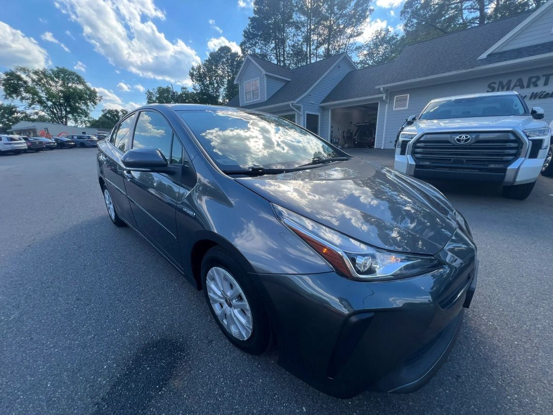2019 Toyota Prius L Eco Hatchback 4D