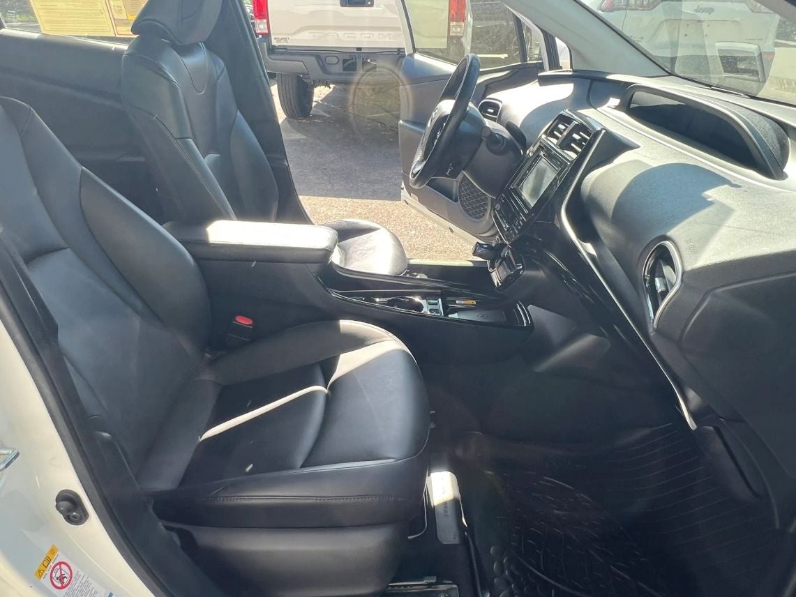 2019 Toyota Prius XLE Hatchback 4D