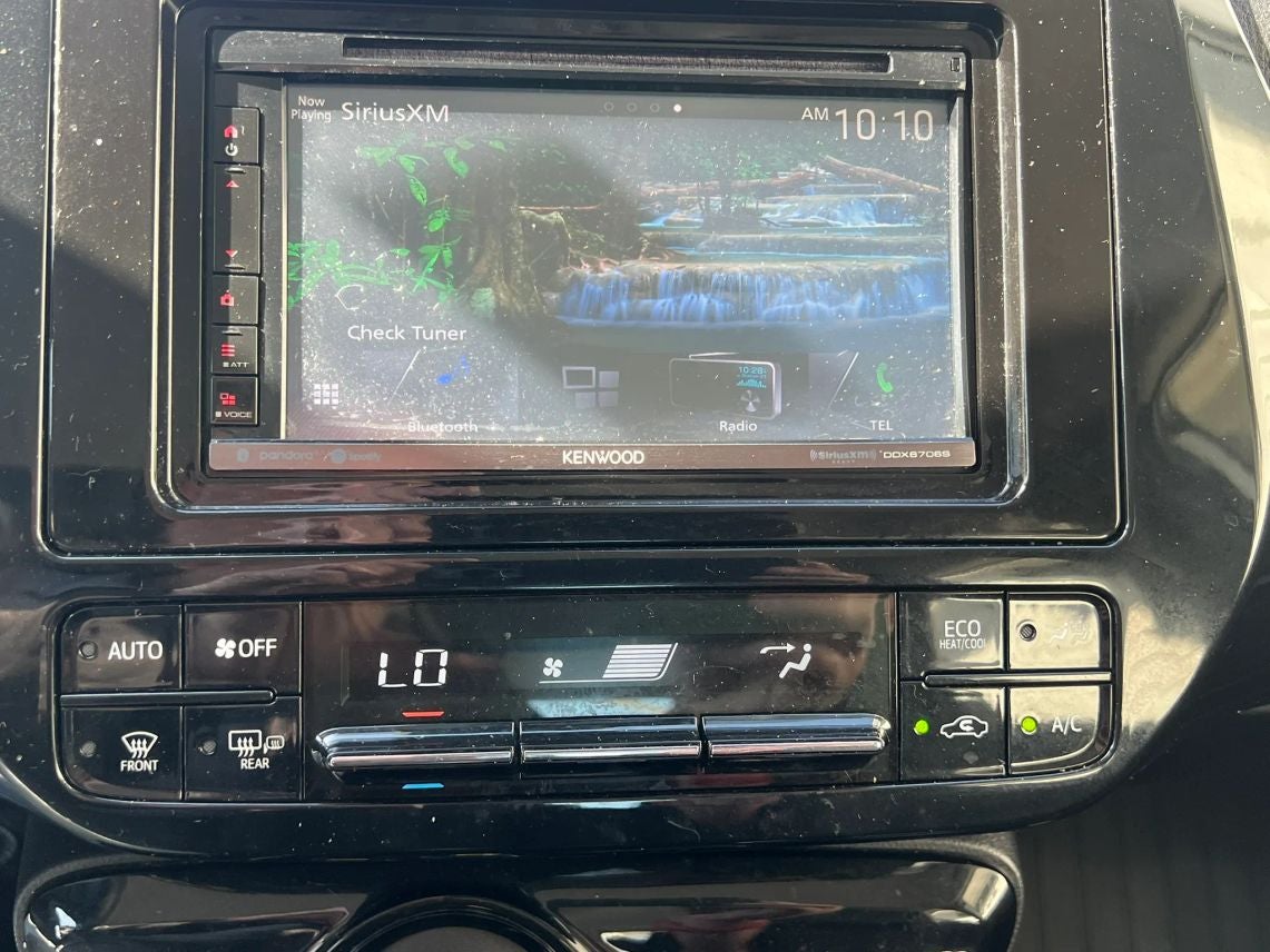 2019 Toyota Prius XLE Hatchback 4D