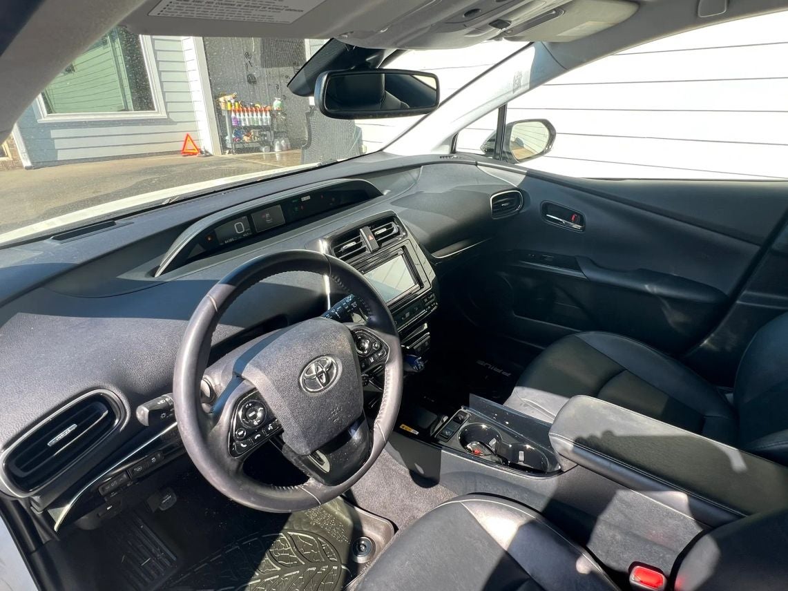 2019 Toyota Prius XLE Hatchback 4D