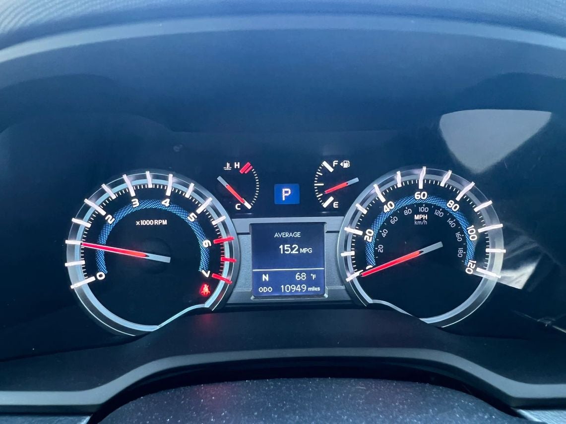2018 Toyota 4Runner SR5 Premium Sport Utility 4D
