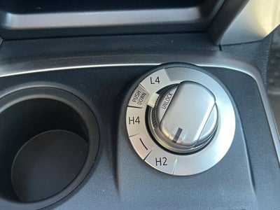2018 Toyota 4Runner SR5 Premium Sport Utility 4D