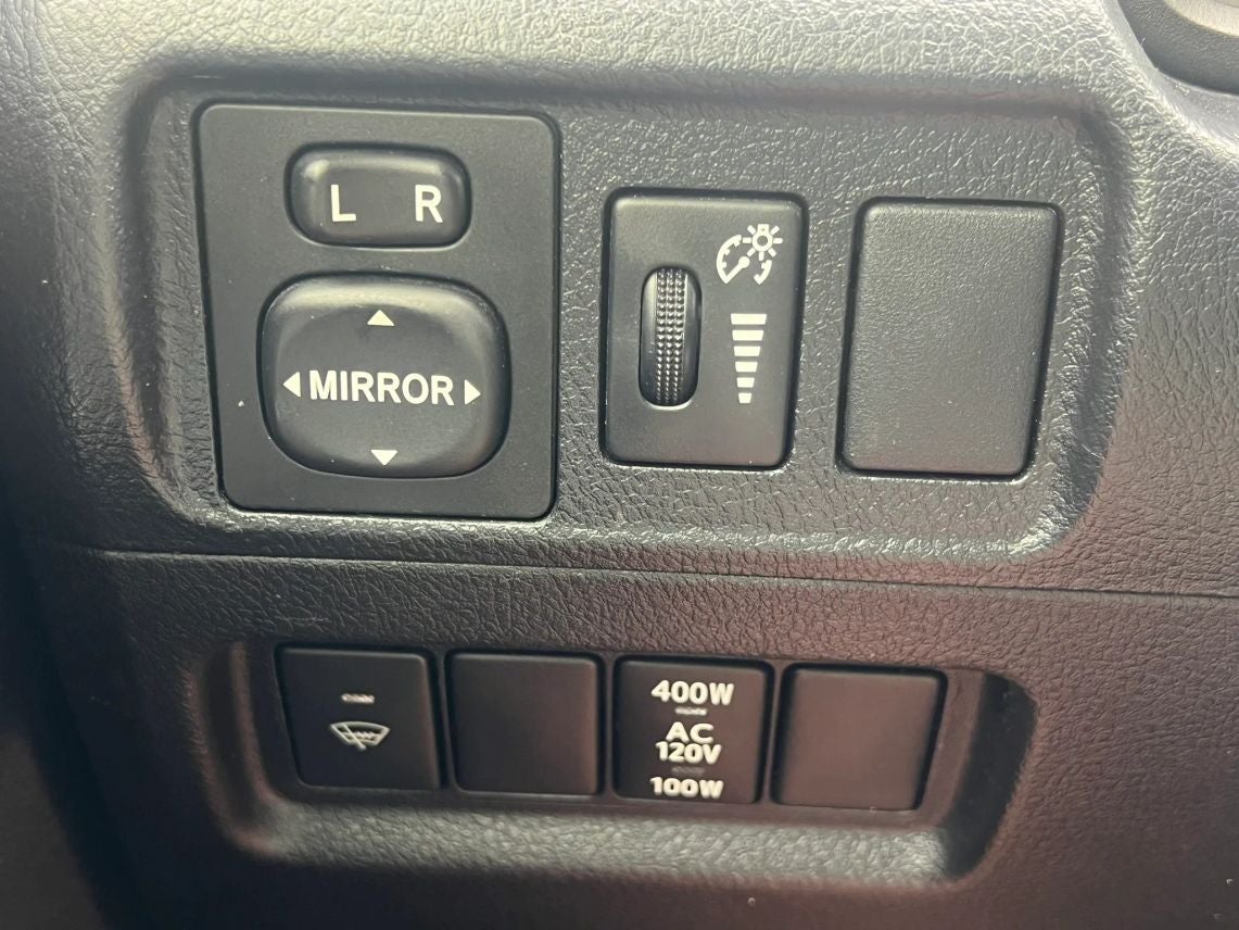 2018 Toyota 4Runner SR5 Premium Sport Utility 4D