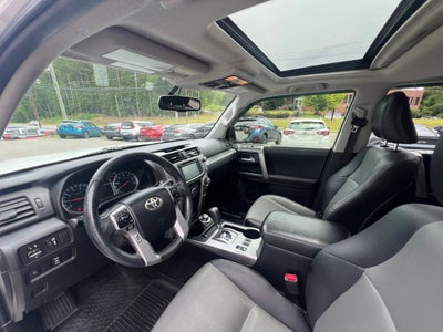 2018 Toyota 4Runner SR5 Premium Sport Utility 4D