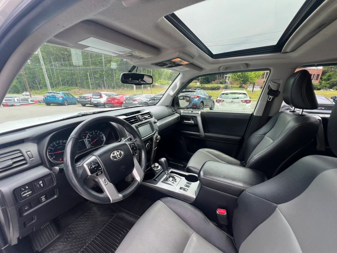 2018 Toyota 4Runner SR5 Premium Sport Utility 4D