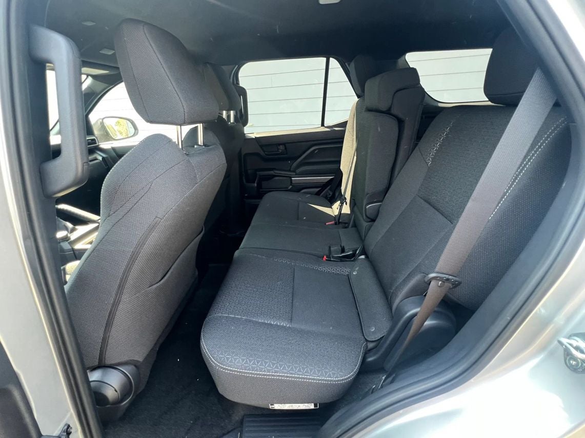 2025 Toyota 4Runner SR5 Sport Utility 4D