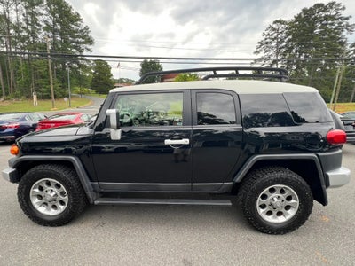 2013 Toyota FJ Cruiser Sport Utility 2D