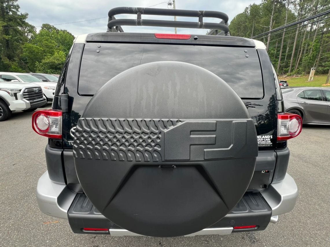 2013 Toyota FJ Cruiser Sport Utility 2D