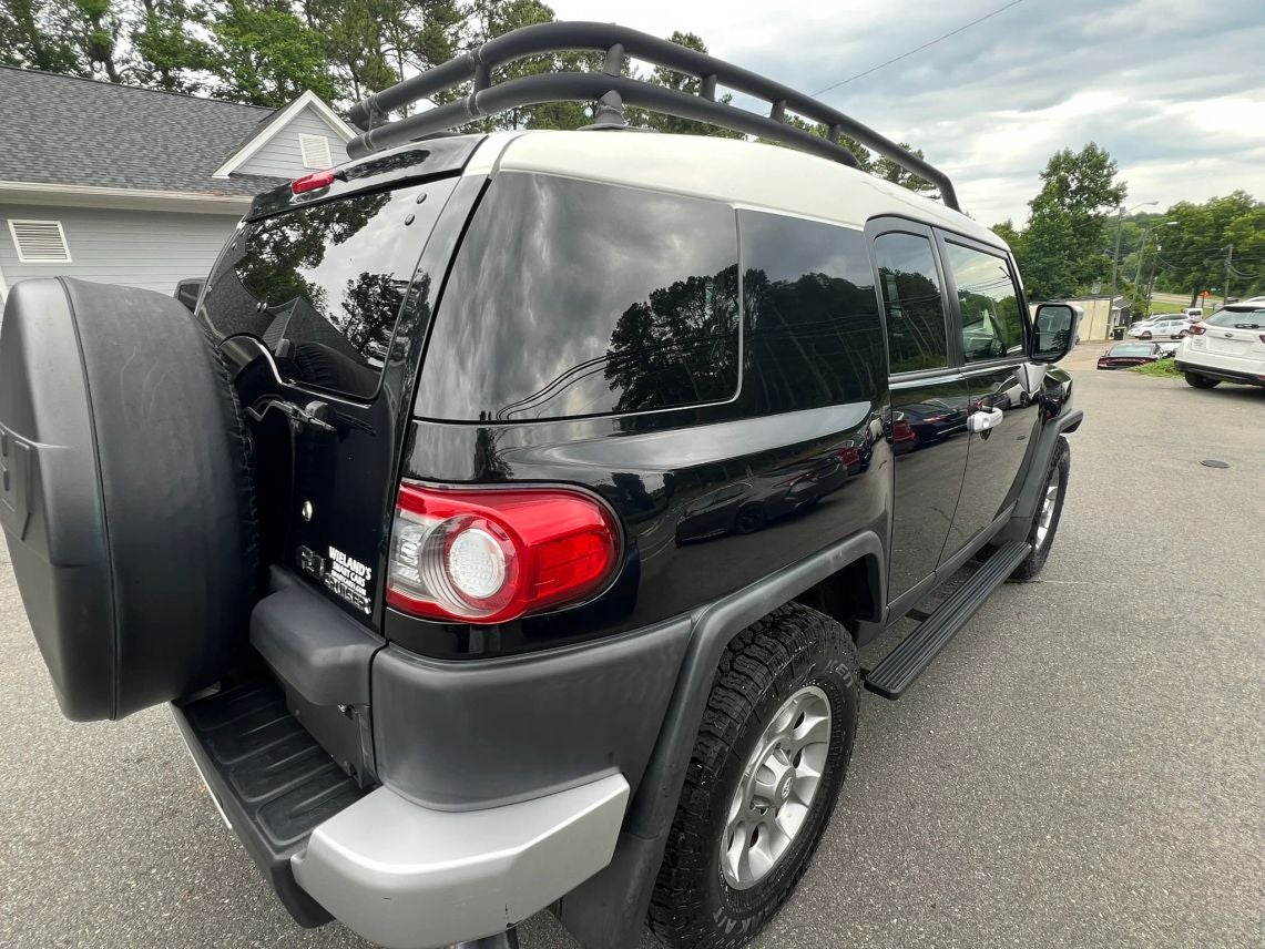 2013 Toyota FJ Cruiser Sport Utility 2D