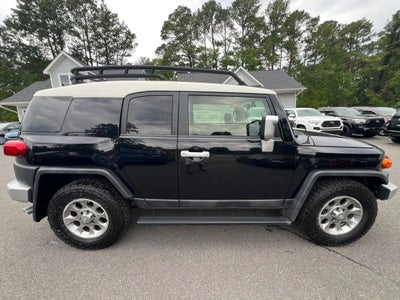 2013 Toyota FJ Cruiser Sport Utility 2D