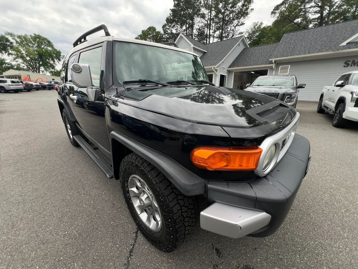 2013 Toyota FJ Cruiser Sport Utility 2D