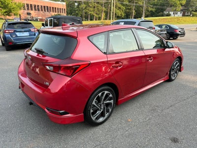 2018 Toyota Corolla iM Hatchback 4D