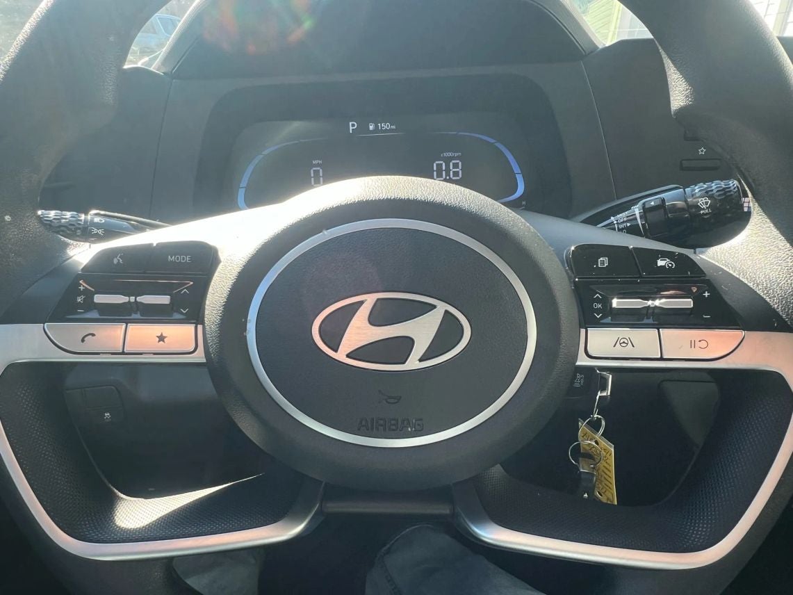 2024 Hyundai Elantra SE Sedan 4D