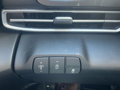 2024 Hyundai Elantra SE Sedan 4D