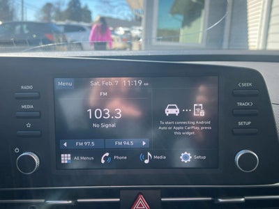 2024 Hyundai Elantra SE Sedan 4D