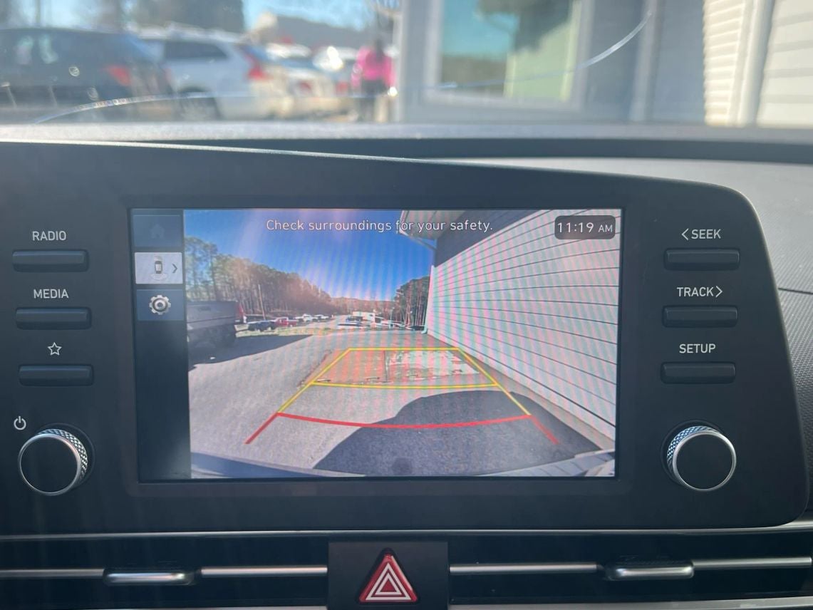 2024 Hyundai Elantra SE Sedan 4D