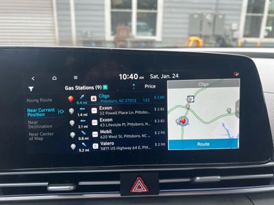 2024 Hyundai Elantra SEL Sedan 4D