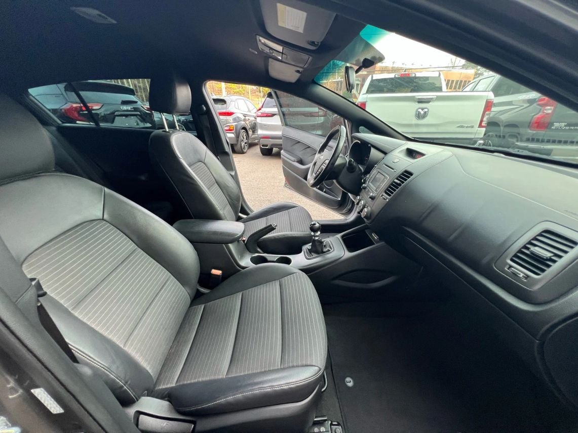 2016 Kia Forte5 SX Hatchback 4D