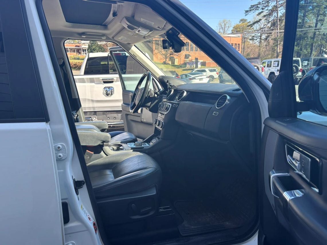 2015 Land Rover LR4 HSE LUX Sport Utility 4D