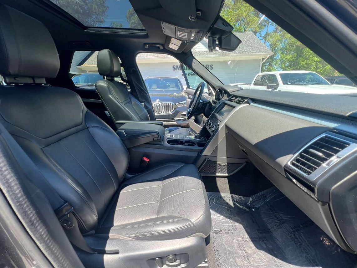 2020 Land Rover Discovery Landmark Sport Utility 4D