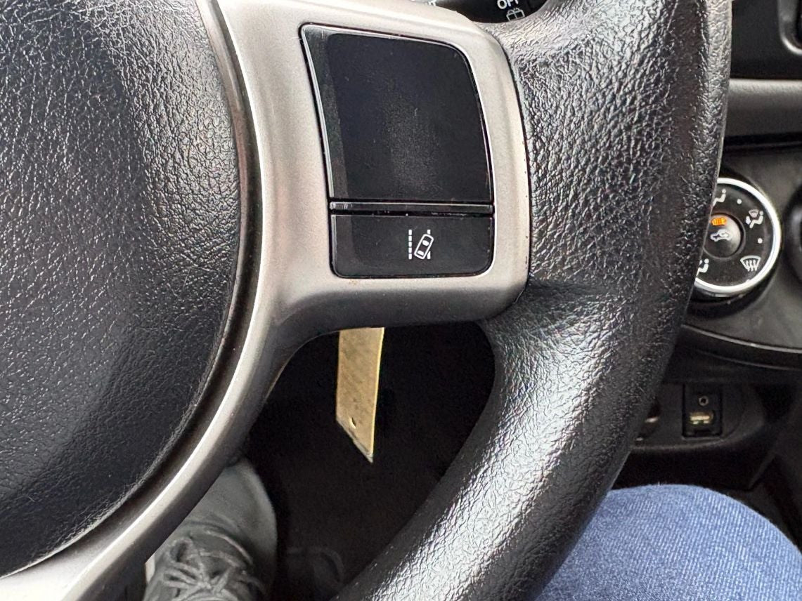 2017 Toyota Yaris SE Hatchback Sedan 4D