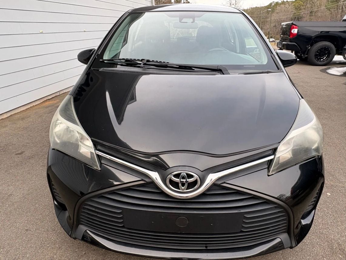 2017 Toyota Yaris SE Hatchback Sedan 4D