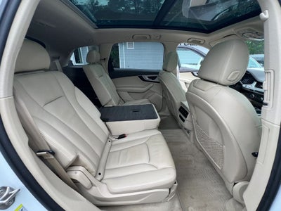 2019 Audi Q7 45 TFSI Premium Sport Utility 4D