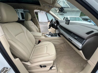 2019 Audi Q7 45 TFSI Premium Sport Utility 4D