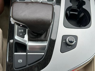 2019 Audi Q7 45 TFSI Premium Sport Utility 4D