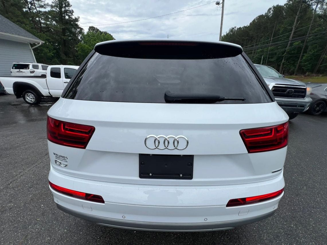 2019 Audi Q7 45 TFSI Premium Sport Utility 4D